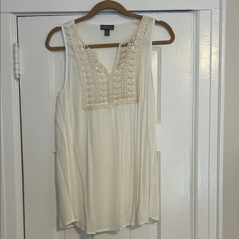 Magnolia Grace Nova Crochet Detail Tunic